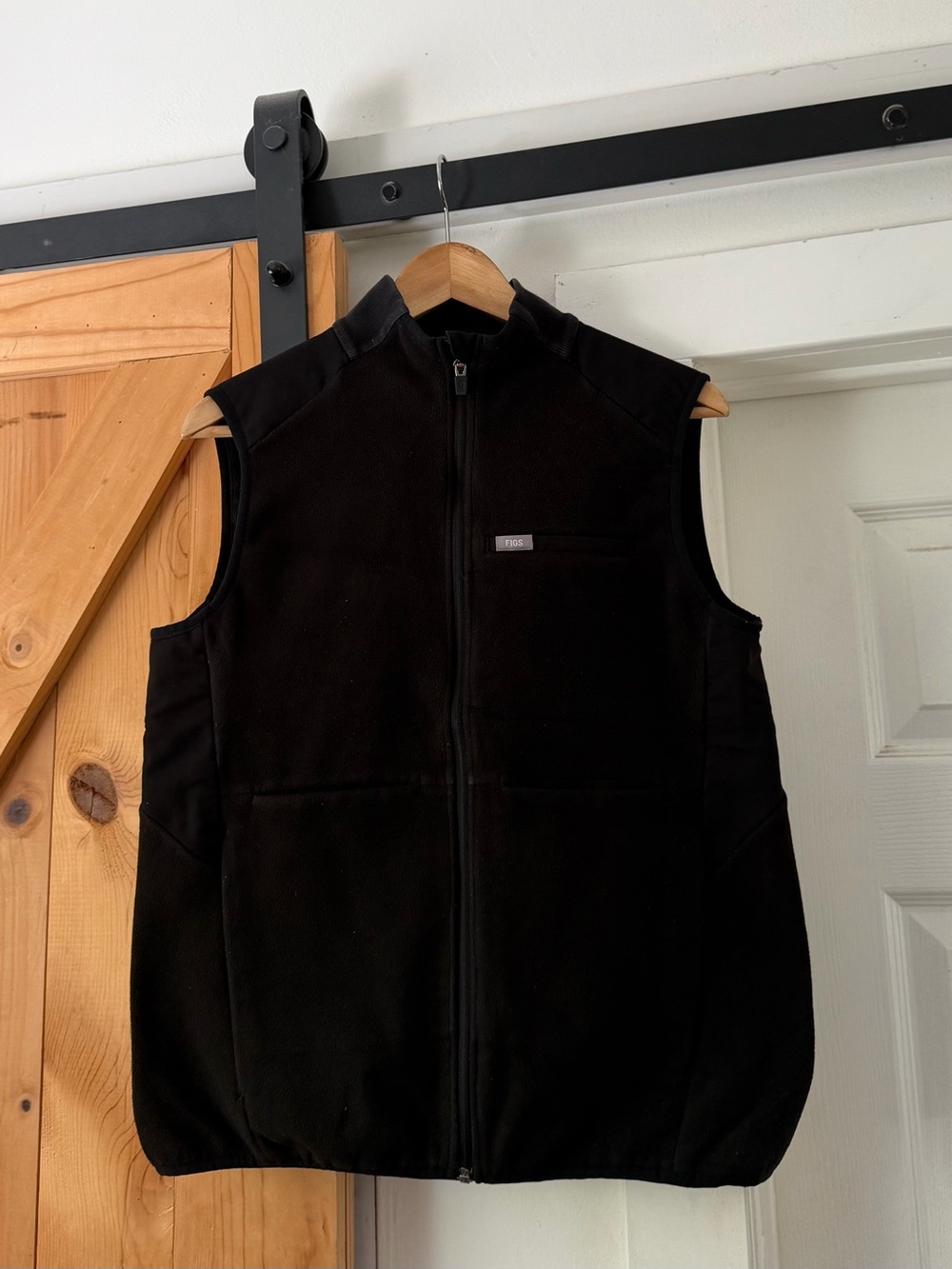 Figs Womens Black Fleece Vest